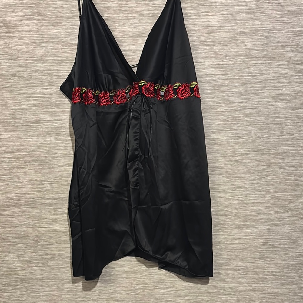 Elegant Black Nightgown with Red Rose Accents